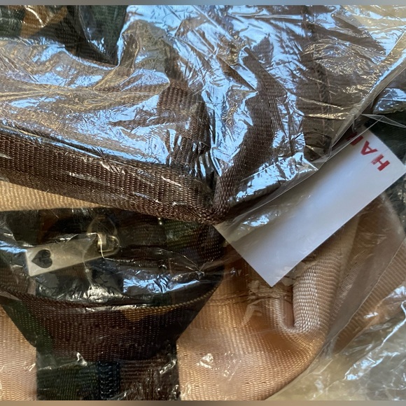 BNWT Harveys Trail Mix Dopp Legacy Collection - Picture 5 of 7